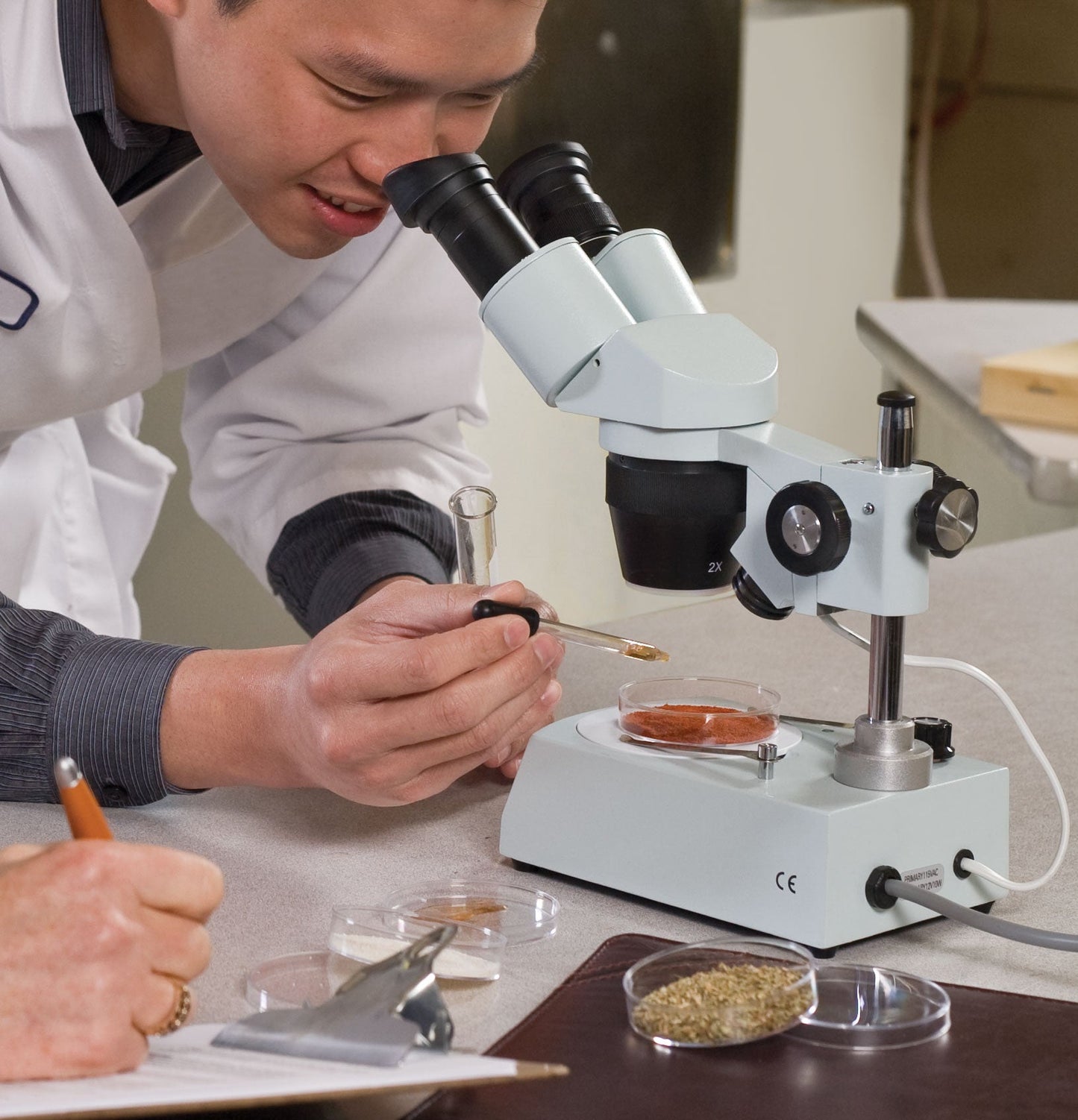 Advanced Stereo Microscope